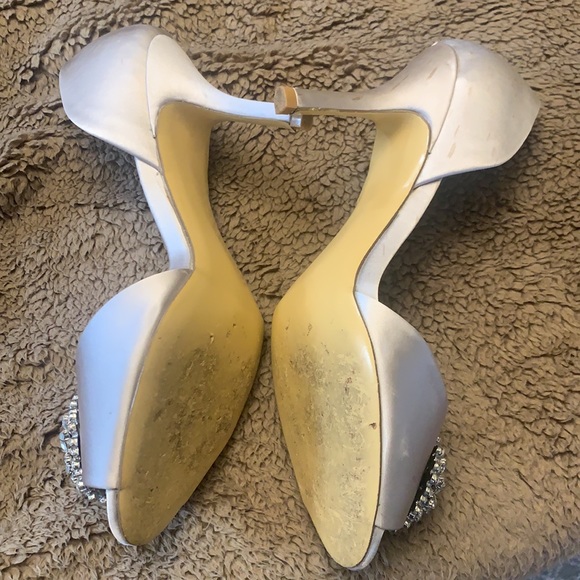 Women’s special occasions shoes - Picture 2 of 5